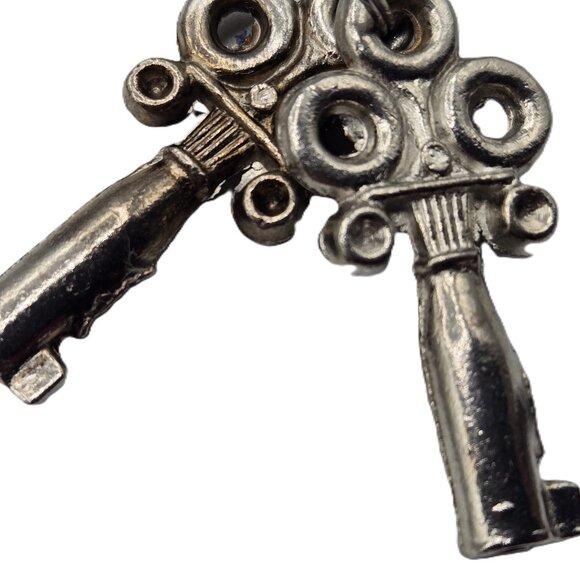 6 Charming Charms Eiffel Tower Bow Keys L  Wishing Well Chow Dog Silver & Gold - Picture 10 of 10